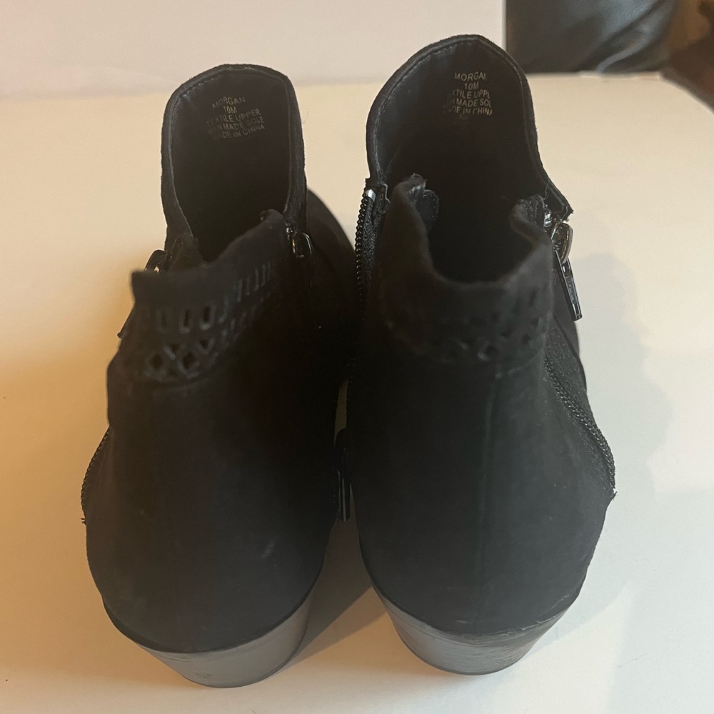 black suede boots only used once very cute perfect for winter - Picture 4 of 7